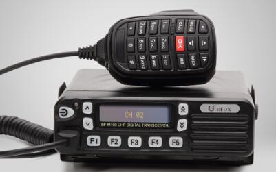 北峰BF-M100數(shù)字車(chē)載臺(tái)